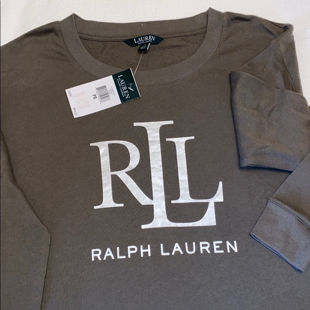 NEW Ralph Lauren Crewneck.